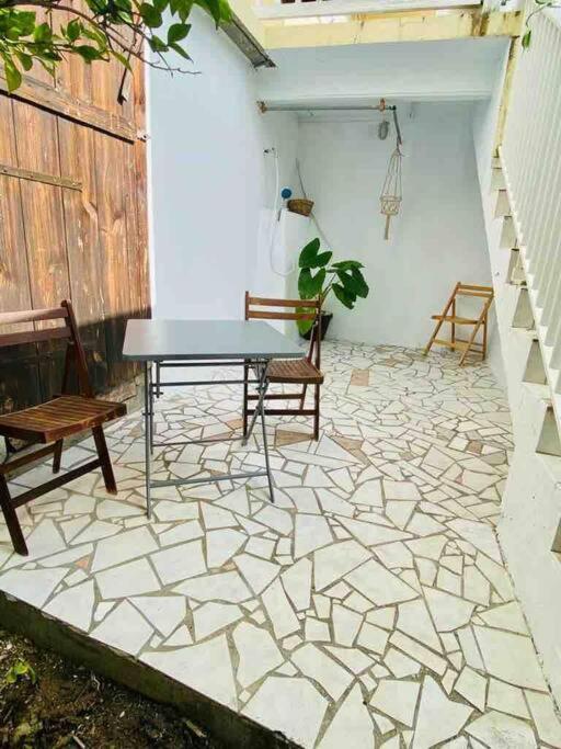 Habitation Nala Proche Bourg Apartment Terre-De-Haut Exterior photo