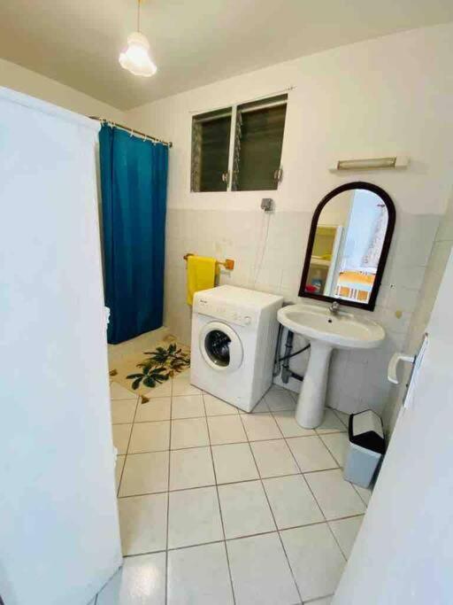 Habitation Nala Proche Bourg Apartment Terre-De-Haut Exterior photo